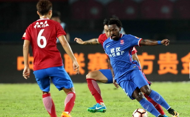 上海上港惨败重庆斯威遭遇两连败! 上海上港惨败重庆斯威遭遇两连败!